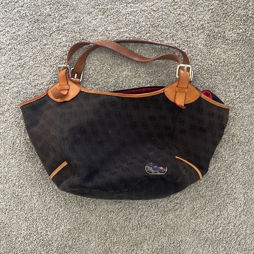 Dooney and Bourke black purse
